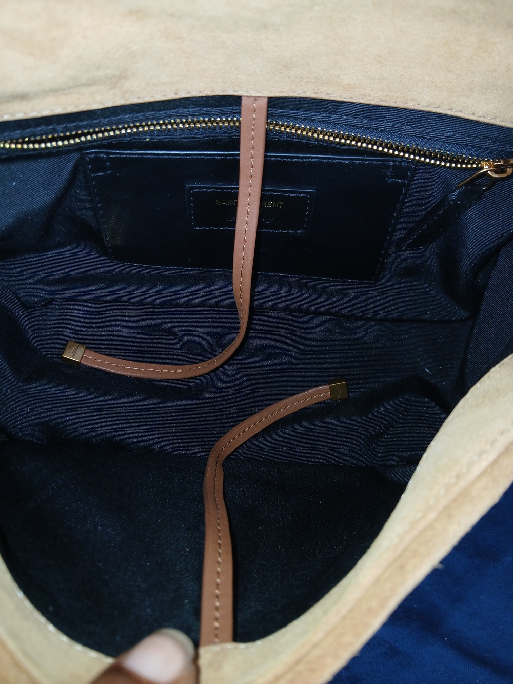 Saint Laurent Beige Suede Quilted Chain Shoulder Bag - Picture 4 of 4